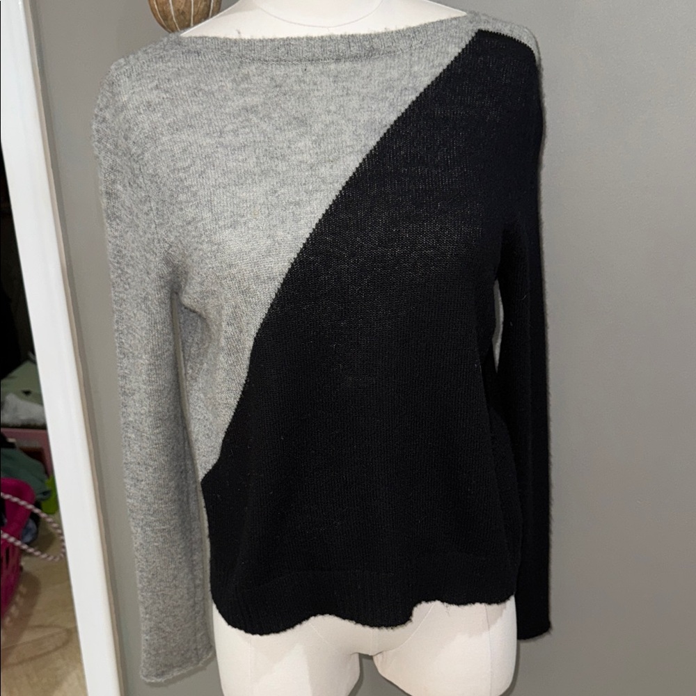 Cashmere Gray and Black Women's Sweater